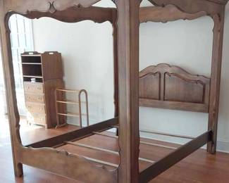 "Fox Hollow Treasures" in Aiken, SC. Starts Closing on Thu 11/30 at 8p. Pickup: Sat 12/2 from 11-3p. Please click here to view more photos, descriptions, and current bids:&nbsp;https://ctbids.com/estate-sale/25632