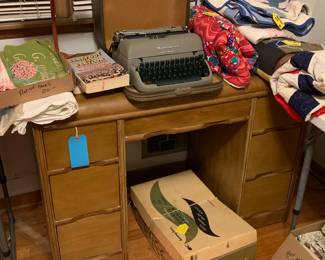 Olathe old Remmington typewriter and vintage desk