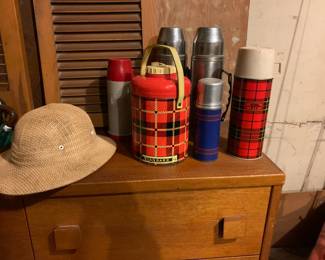 Olathe vintage rare Standard and other thermos and jugs