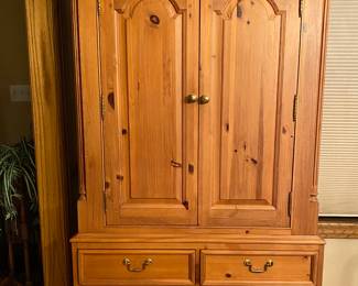 Thomasville  Armoire 