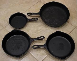 677 - 4 Cast iron skillets
