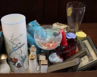 715 - Assorted items
