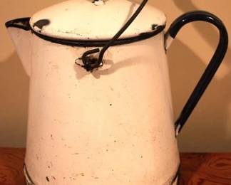 500 - Enamelware Texas Coffee Pot 9.5 Tall
