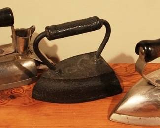 498 - 3 Antique Irons
