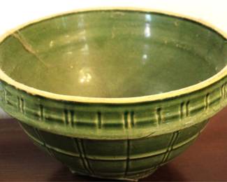 861 - Pottery Green Mixing Bowl 10 Inches in diameter
