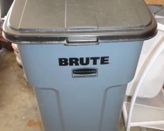 129 - Rubbermaid Brute Trash Can 35 x 25 x 23.5 Inches

