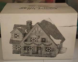 163 - Dept 56 Hunting Lodge in box
