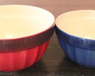 880 - 2pc Mixing Bowl Set "Chefs" Largest Bowl 10 Inches
