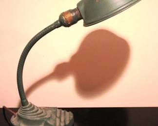 427 - Lamp 12 Inches Tall
