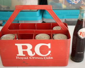 121 - RC Cola Plastic Carrier w/Glass Bottle
