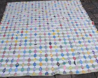 346 - Vintage hand stitched quilt - 73 x 87.5
