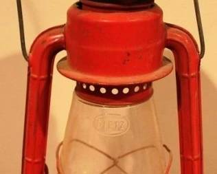 505 - Dietz Red Lantern 12 Inches Tall
