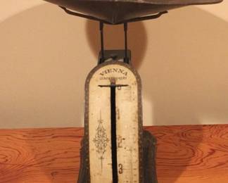 465 - Vintage Vienna Scale 9 Inches Tall
