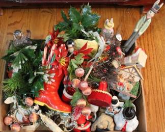 743 - Assorted items
