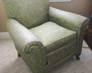 224 - Vintage Chair 34 x 33 x 20
