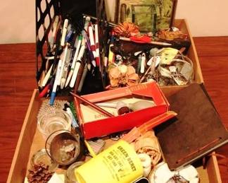 535 - Tray of Assorted Items Pens Pinecone
