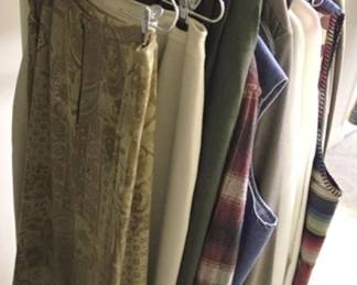 230 - Women's Clothes (size XL)
