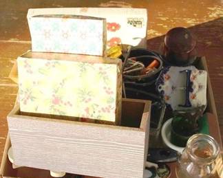 189 - Lot of Assorted Items
