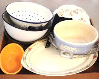 849 - Tray Lot of Assorted Items Bowls, Platter, Enamelware etc

