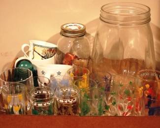 532 - Tray of Assorted Items Juice Glasses
