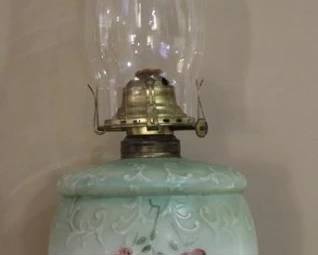 684 - Vintage painted base oil lamp, 19.5"
