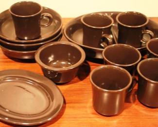 580 - 14pc Set of Brown Dishes
