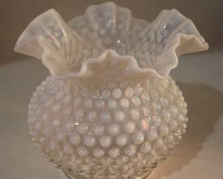 762 - Fenton opalescent hobnail 5" vase
