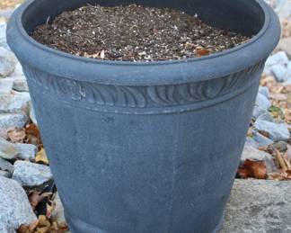 15 - Plastic Planter 20 x 21
