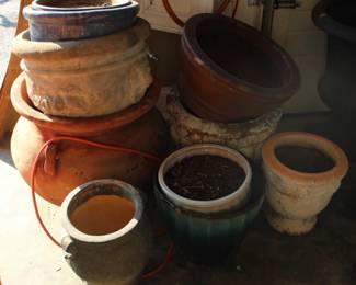 142 - Lot of Assorted Planters
