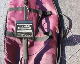 59 - Whites Metal Detector IDX Pro w/bag
