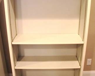 334 - Bookshelf - 60.5 x 12 x 34
