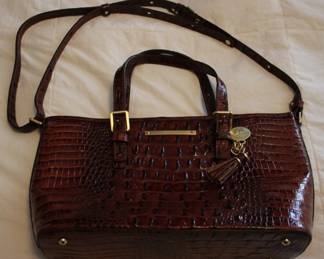 629 - Brahmin leather purse, 8 x 14
