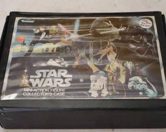 96 - 1977 Star Wars Action Figure Case 12 x 9 x 9 - case is empty
