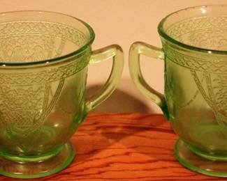 473 - Federal Georgian Lovebirds cream & sugar green depression glass

