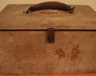 514 - Wood Box 8 x 11 x 6.5
