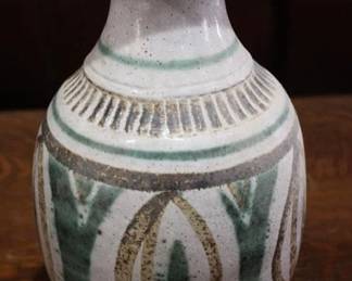 704 - Pottery vase, 10"
