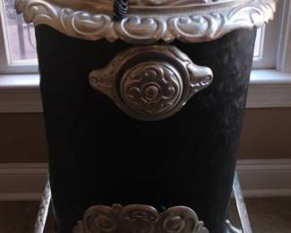 631 - Vintage Regal wood stove 36 x 18 x 22.5
