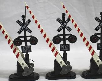 171 - 3 Railroad Crossings 8 Inches Tall
