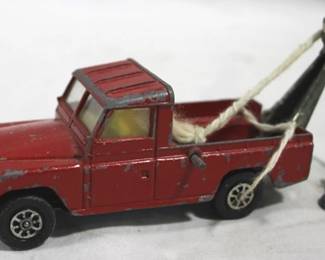 213 - Matchbox Superkings Jeep Tow Truck
