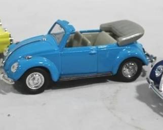 117 - 3 Die Cast Model Cars 4.5 Inch Long
