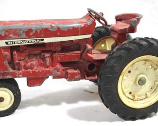 48 - ERTL International Tractor 8.5 Inches Long
