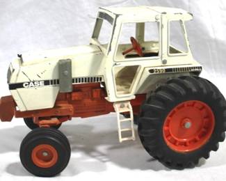 34 - ERTL Case 2590 Tractor 11" x 8" x 5.5"
