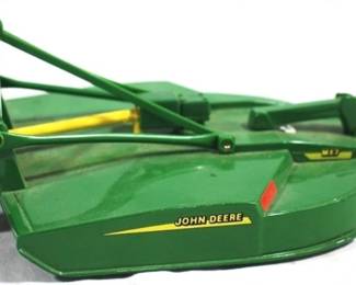 71 - ERTL John Deere MX7 Bush Hog Mower 7 x 9 Inch

