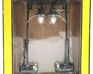 28 - Rail King No.64 Lamp Post Set in Box
