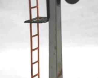 200 - Lionel O Gauge Stoplight 9 Inches Tall

