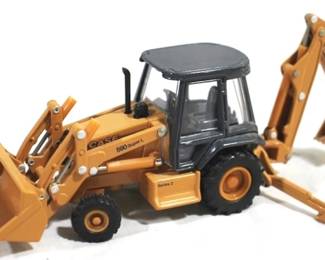 70 - Ertl Case 590 Super Series 2 Bulldozer / Tractor
