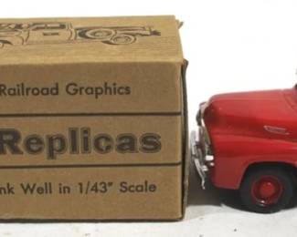 176 - Fallen Flag Replicas 1953 Chevrolet Truck w/Box

