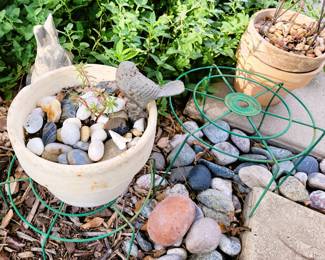 Garden pots, plant stands, and planters