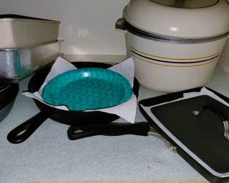 Kitchen pots and pans and cast iron