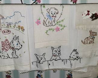 Dog embroidery guest towels 